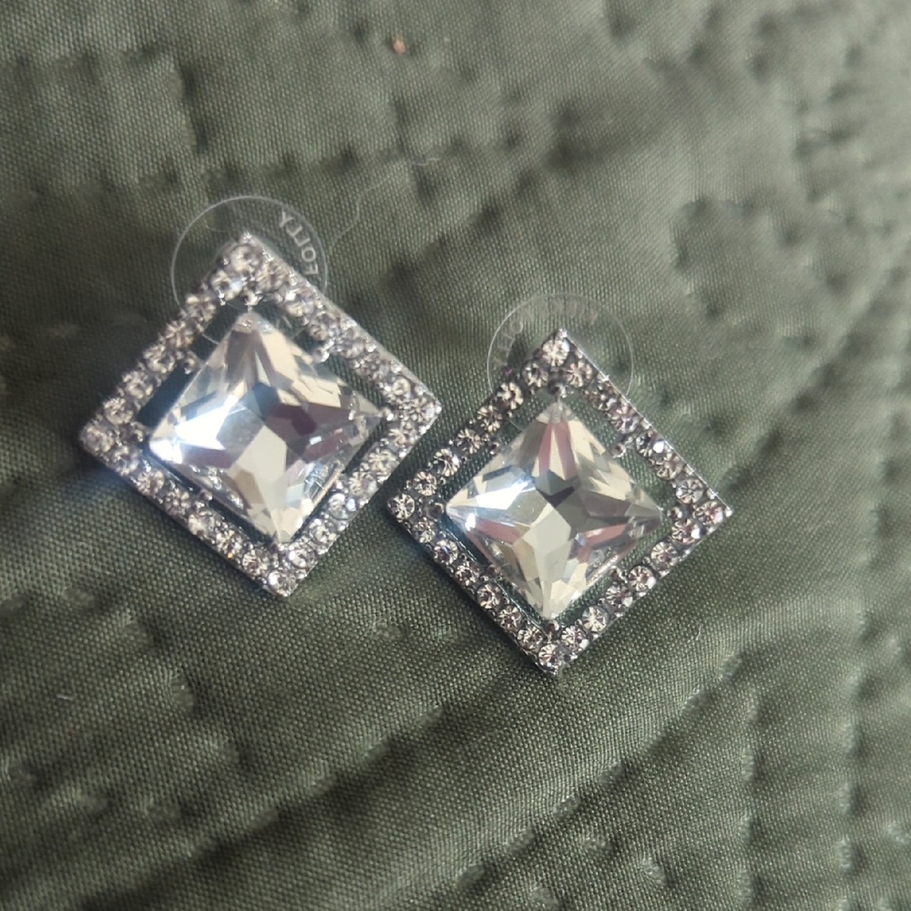 Elegant Silver Crystal Earrings